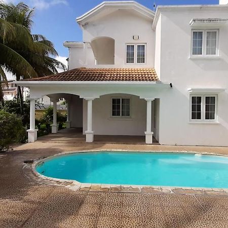 Villa Le Reve D'Or A 150M De La Plage Flic-en-Flacq エクステリア 写真