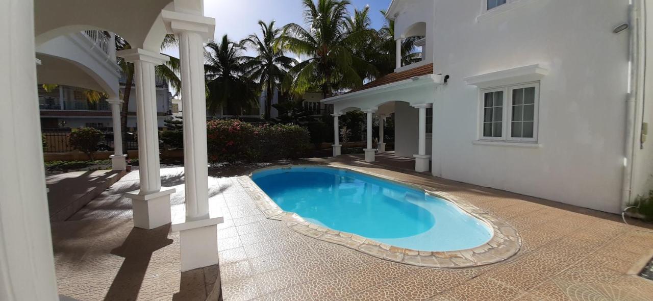 Villa Le Reve D'Or A 150M De La Plage Flic-en-Flacq エクステリア 写真
