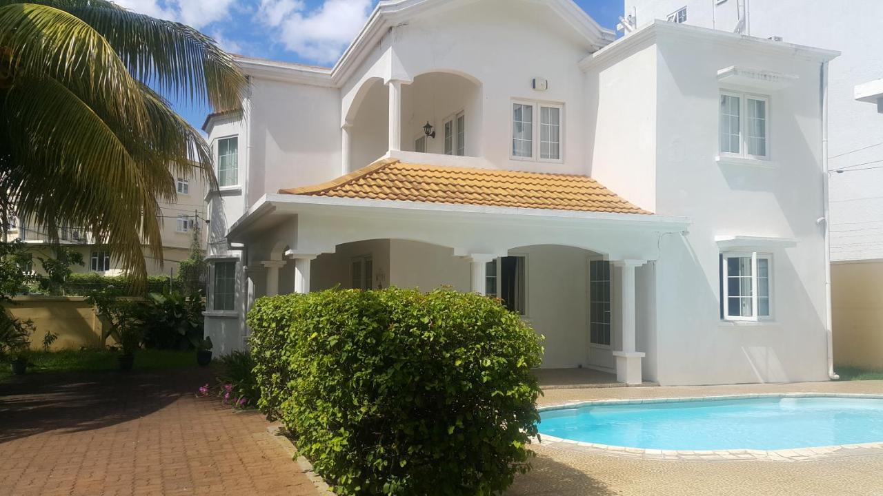 Villa Le Reve D'Or A 150M De La Plage Flic-en-Flacq エクステリア 写真