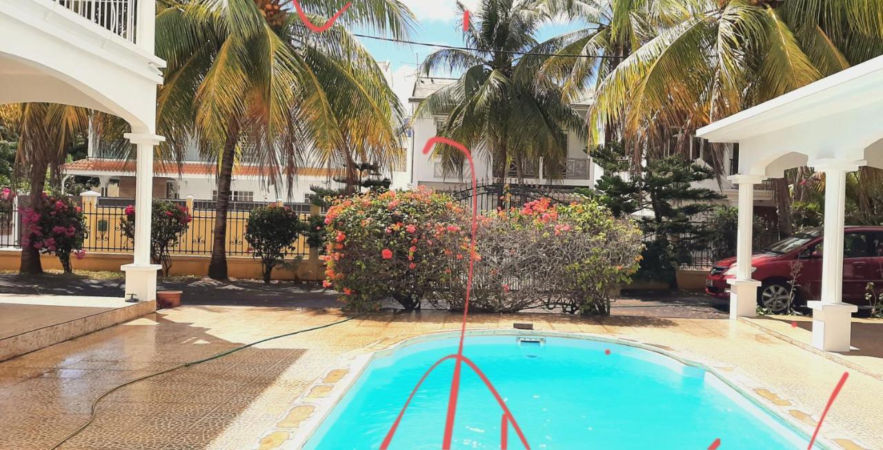 Villa Le Reve D'Or A 150M De La Plage Flic-en-Flacq エクステリア 写真